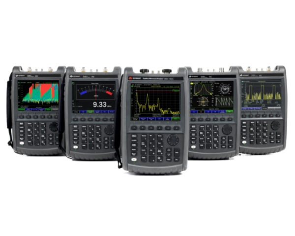 Figure 1: A single FieldFox handheld analyzer—RF, microwave or millimeter-wave—eliminates the need to transport multiple benchtop instruments to harsh, remote sites