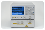 The E5052B signal source analyzer with the E5053A microwave downconverter, shown here from the front, offers exceptional phase noise sensitivity.